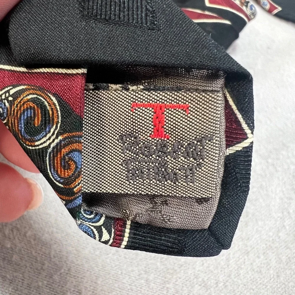 Robert‎ Talbott Studio for Mark Shale  Extra Long Silk Tie Black Paisley 3.75x65